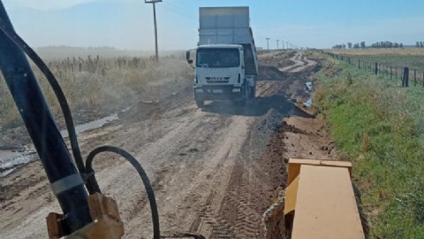 Avanza el mantenimiento vial rural con nuevas maquinarias ya operativas