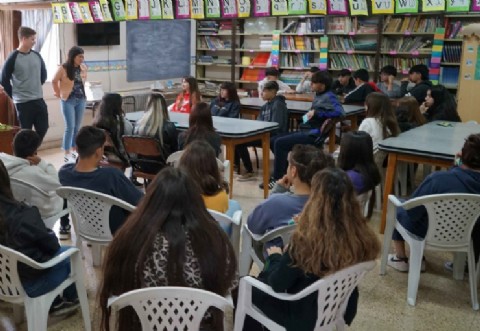 Juventud abre la inscripción al programa de Becas Municipales 2026