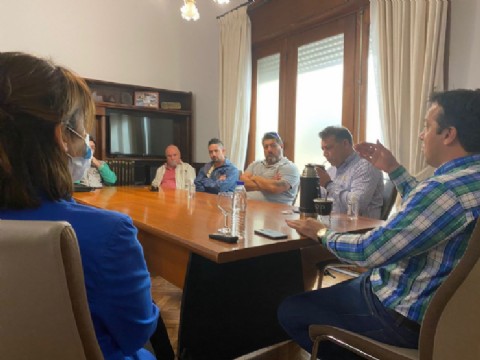 Gremios rechazaron la oferta anual del Gobierno municipal para los trabajadores