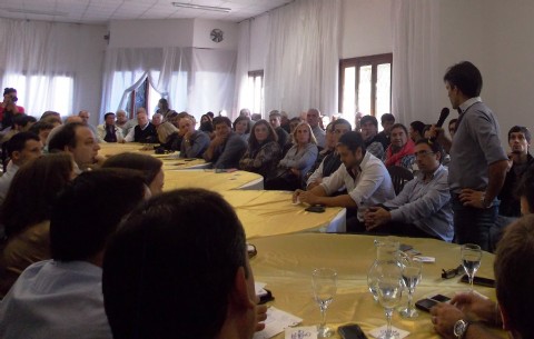 Facundo López se sube al ring y espera: “Queremos un debate político con el PRO y el FPV”