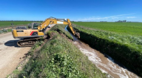 La Municipalidad mantiene en funcionamiento más de 400 kilómetros de canales