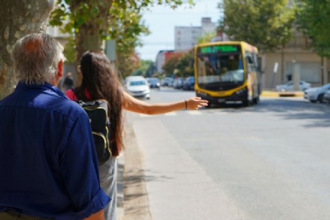 VIDEO | Este miércoles comienza a regir el aumento del transporte público