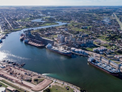 Puerto Quequén: corrupción y nombramientos millonarios a amigos del presidente