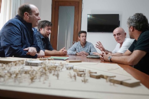 Ceres Tolvas presentó al intendente su ambicioso proyecto de ampliación para la sucursal local