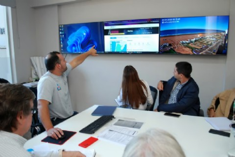 Fulton remarcó que las alertas meteorológicas no son emitidas por Defensa Civil, ante una escaza presencia libertaria