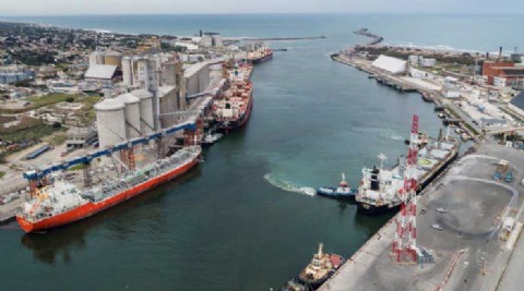 Provincia descarta la creación de una Junta de Granos en Puerto Quequén y apuesta por la competencia