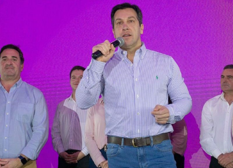 Con Arturo Rojas, Nueva Necochea cierra campaña en Juan N. Fernández