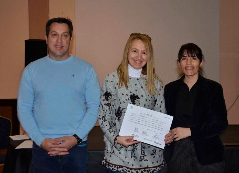 Entrega de diplomas a los egresados del Programa Nacional de Cuidados Domiciliarios