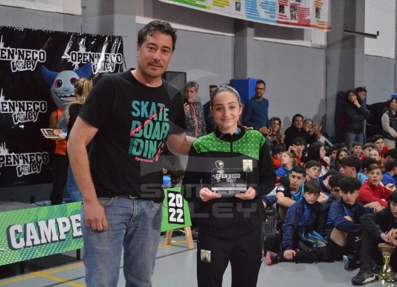 Casi 2 mil visitantes en la ciudad y treinta hoteles colmados por el "Open Neco" de vóley