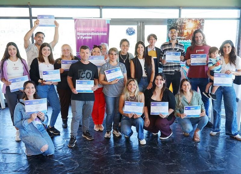 VIDEO | Se entregaron certificados a más de 50 participantes de las capacitaciones gratuitas para emprendedores