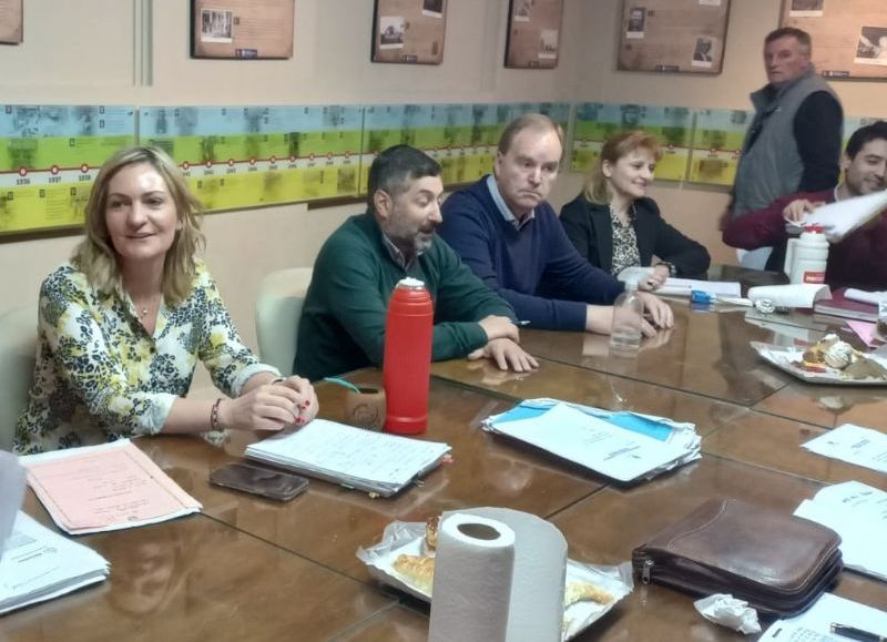 Con la tibieza que lo caracteriza, el Concejo busca respuesta al abandono de afiliados de PAMI