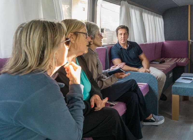 El intendente Rojas y su equipo dialogaron con más de 50 vecinos en Plaza Scout