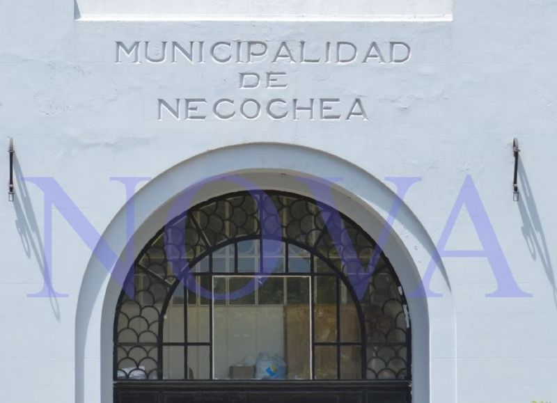 Hospitales y trabajadores municipales realizan paro por sueldos adeudados