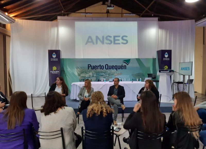 Personal de la ANSES capacitó a los gremios portuarios