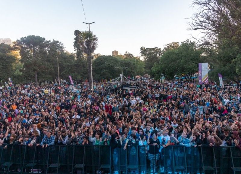 La ciudad le da la bienvenida a la temporada con el Festival "Sabor de Verano"