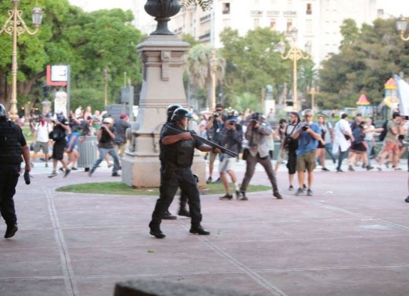 Unión por la Patria de la ciudad repudió la represión policial en el Congreso