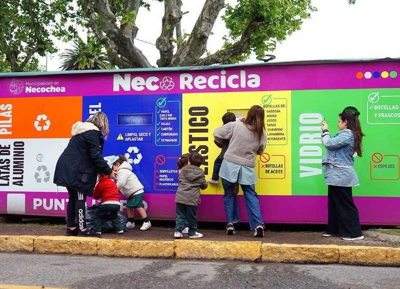 VIDEO | El municipio refuerza el uso correcto de los Puntos Limpios