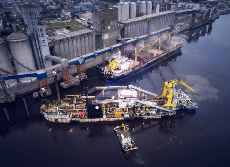 Presentan el final de obra del Dragado de Profundización a 50 pies de Puerto Quequén