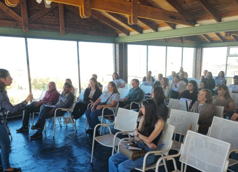 VIDEO | Con marcada concurrencia se desarrolla el segundo Taller sobre Inteligencia Artificial